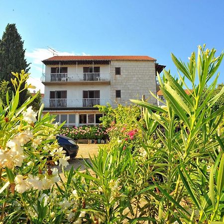 Apartments Mar Сутіван Екстер'єр фото